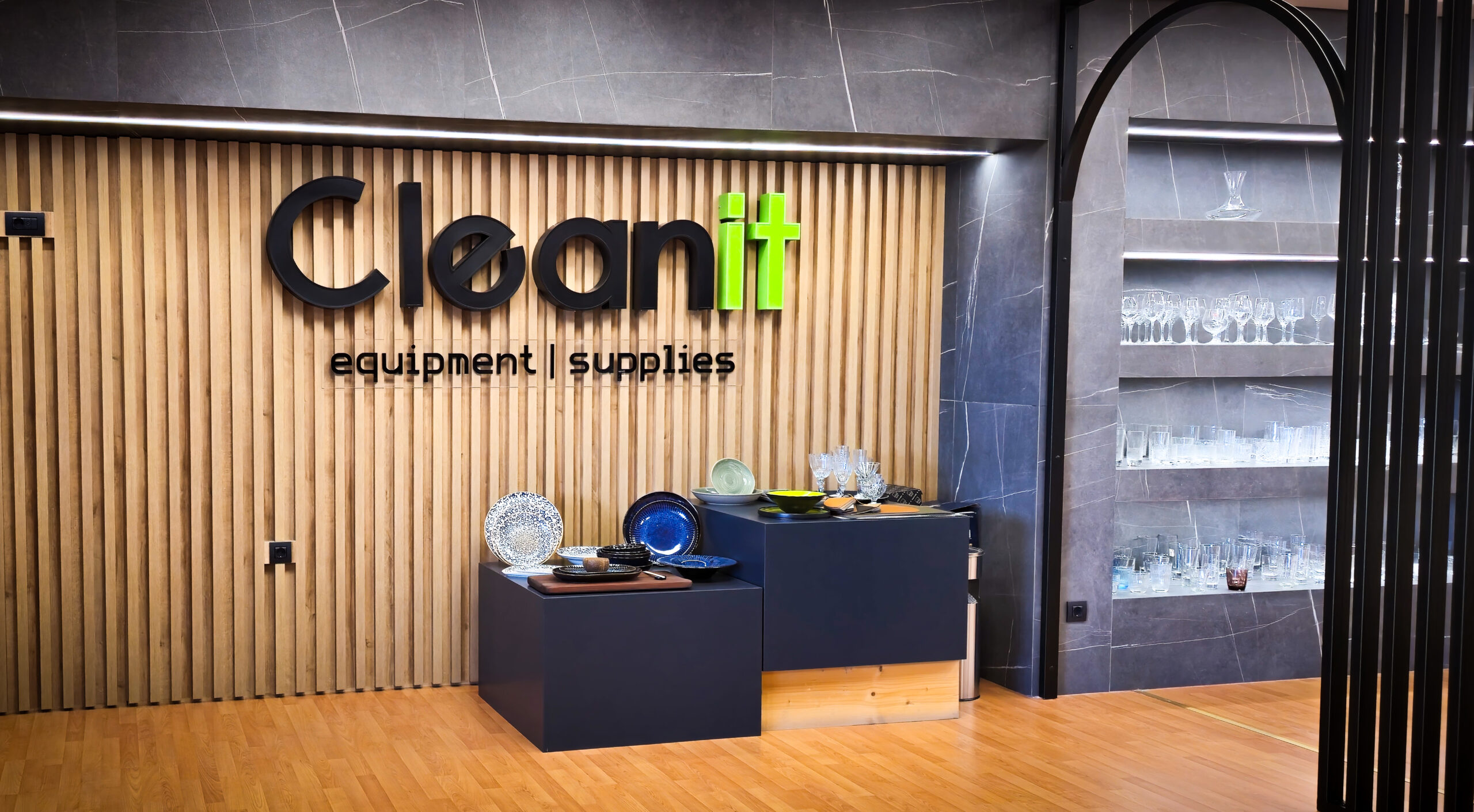 Showroom CLEANIT Ηράκλειο Κρήτης 2 scaled